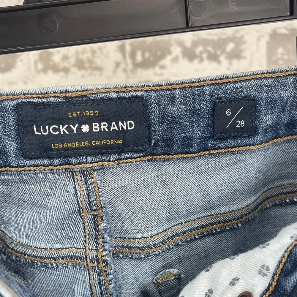 Lucky Brand Lolita Skinny Classic Blue Straight Leg Distressed Jeans Size 6 28 - Picture 5 of 7